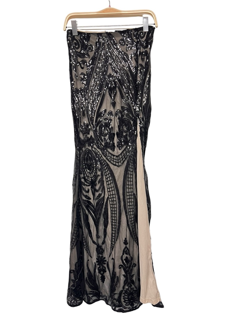 New Lulus Luxe Aesthetic Sexy Black Sequin Maxi Skirt with Nude Underlay